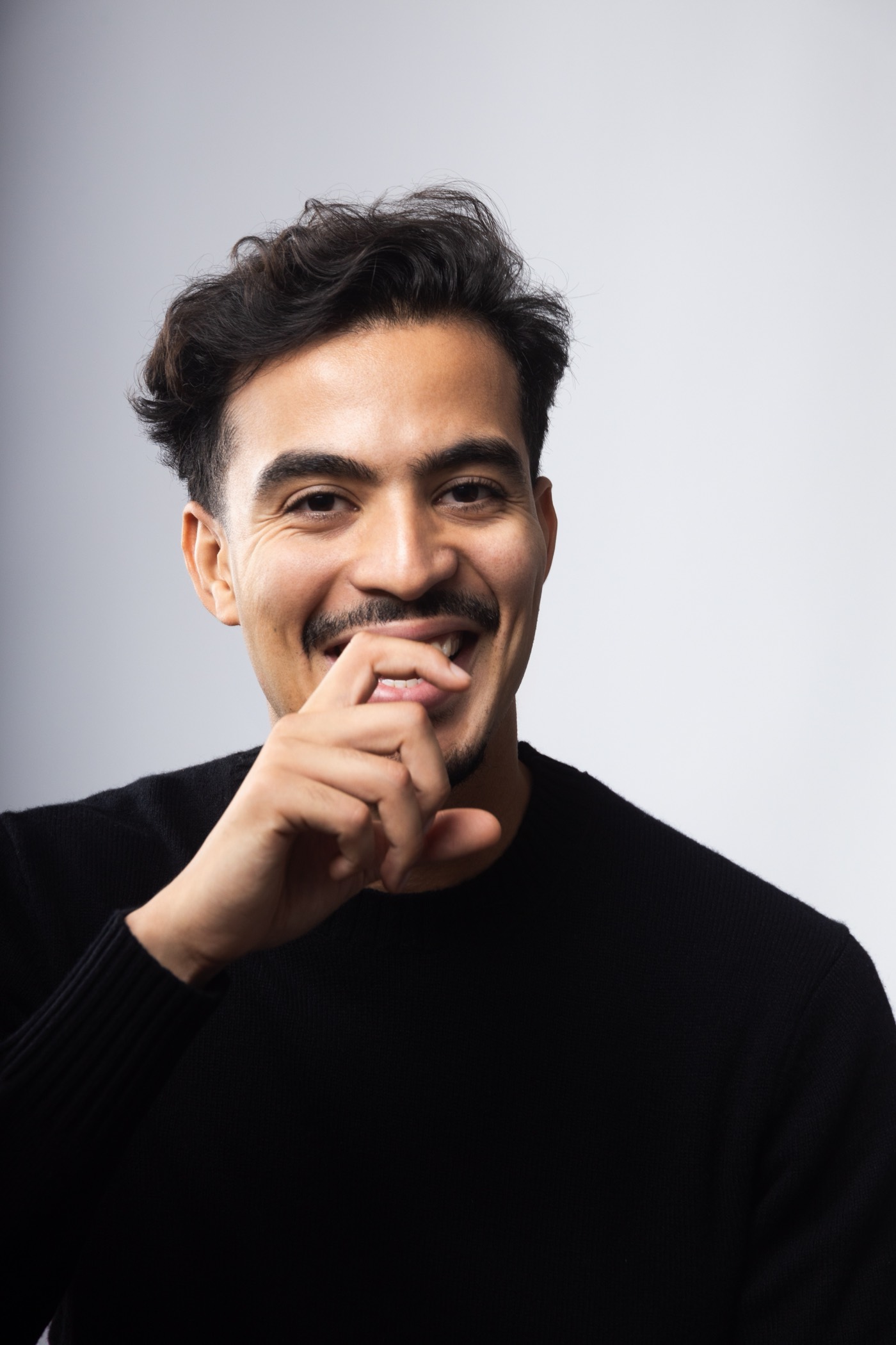 Taha Riani, rechtstreeks bereikbaar voor een boekingsvraag